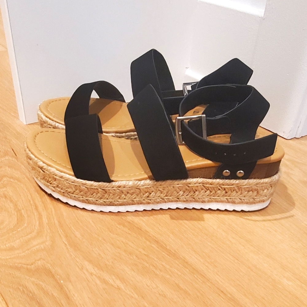 Shein Platform Sandals in black, women's size 8